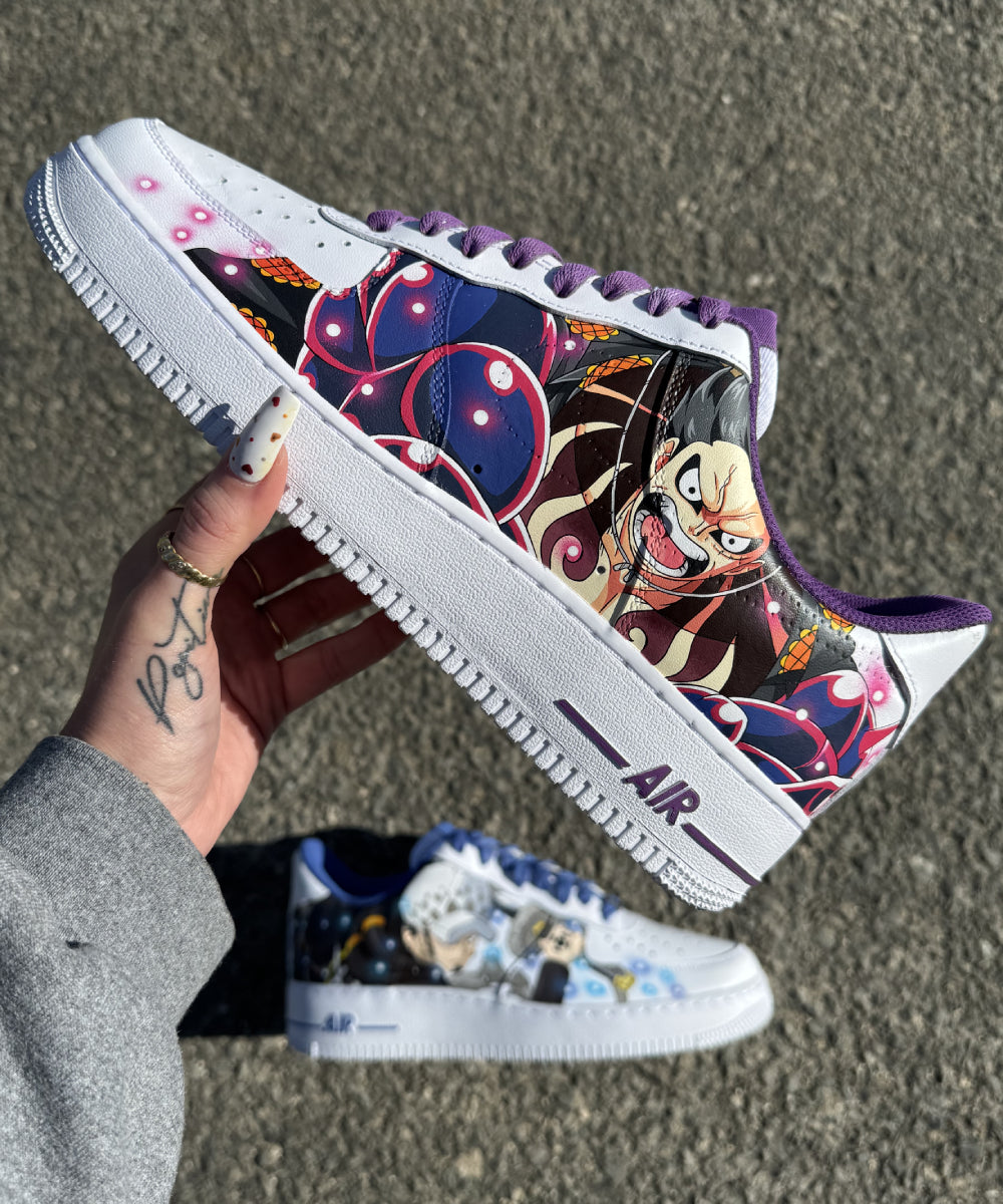 Nike Air Force 1 personalizadas – Luffy Gear 4 x Law: una creación única para los verdaderos fans de One Piece.