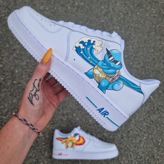 Custom Nike Air Force 1 Squirtle Squad – Carapuce à lunettes avec swoosh en forme de vague